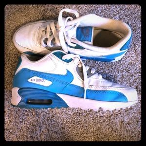 Size 8.5 (M7) Blue & white Nike Air Max sneakers